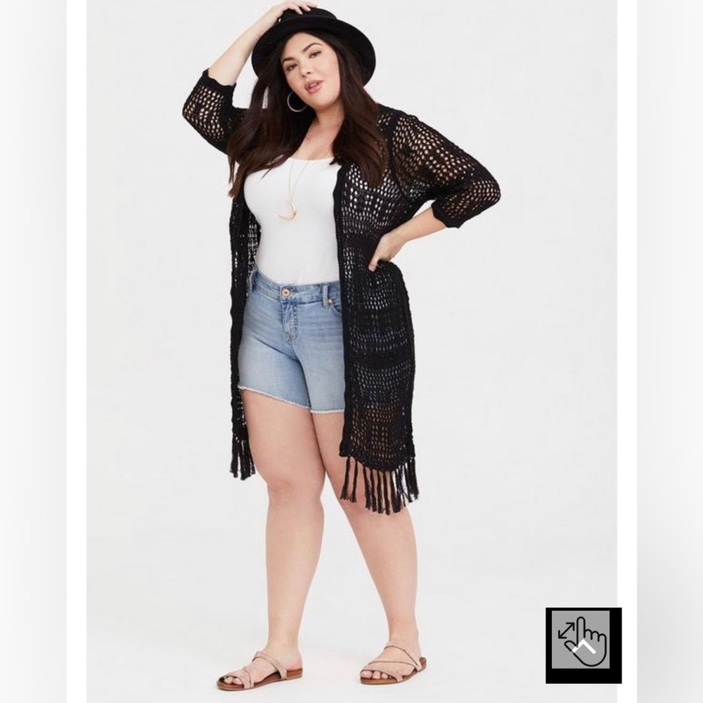 Torrid crochet kimono/cardigan fringe hem sweater